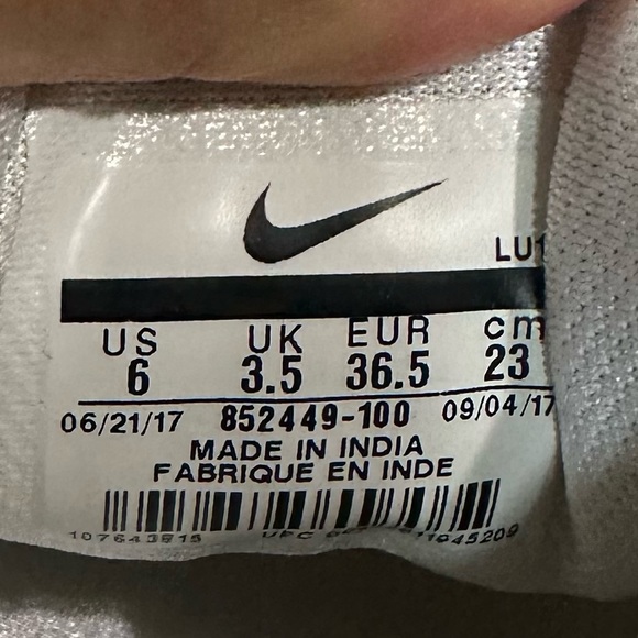 Nike Womens Running Shoes - Picture 5 of 5